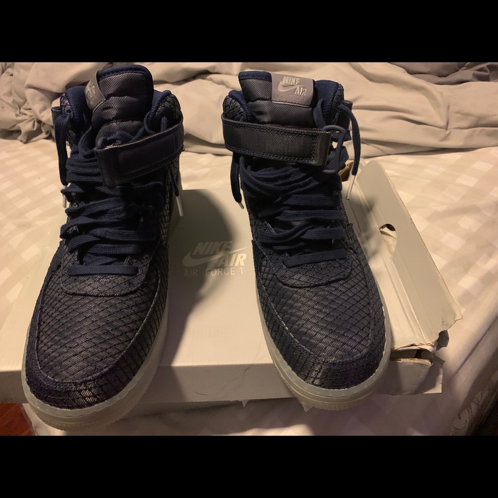 High top Air Force 1s